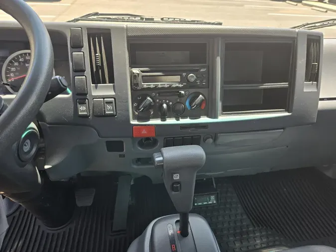 2022 Isuzu NPR-HD