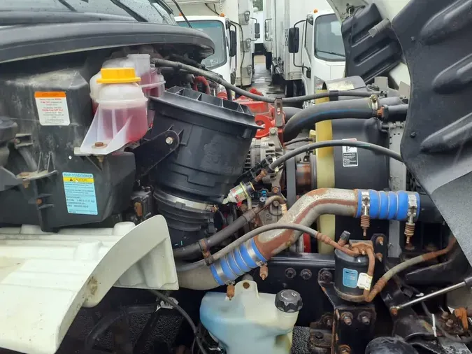 2019 FREIGHTLINER M2 106