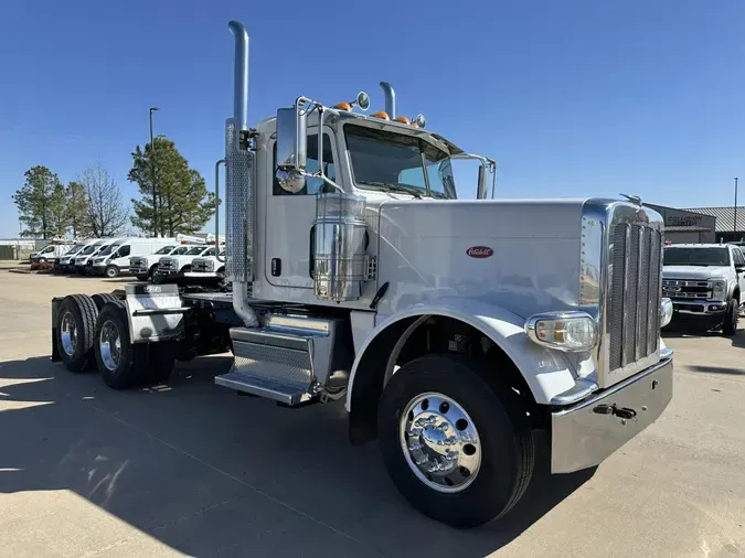 2020 Peterbilt 389e0a09a3efb9ccc30cfcb6737075b3b5c