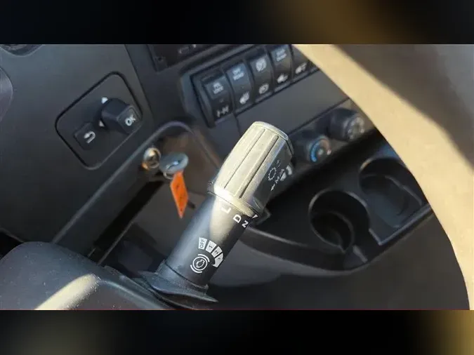 2020 INTERNATIONAL RH613