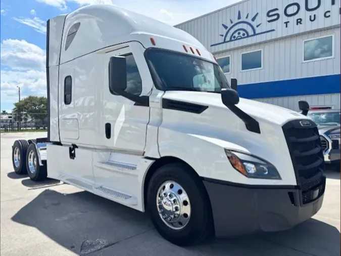 2022 Freightliner Cascadia 126e0a7a9592dff6b79590817419f45360c