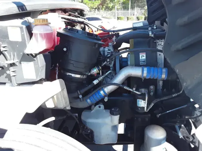 2020 FREIGHTLINER/MERCEDES M2 106