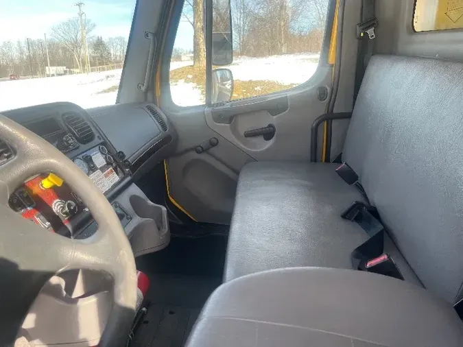 2018 Freightliner M2