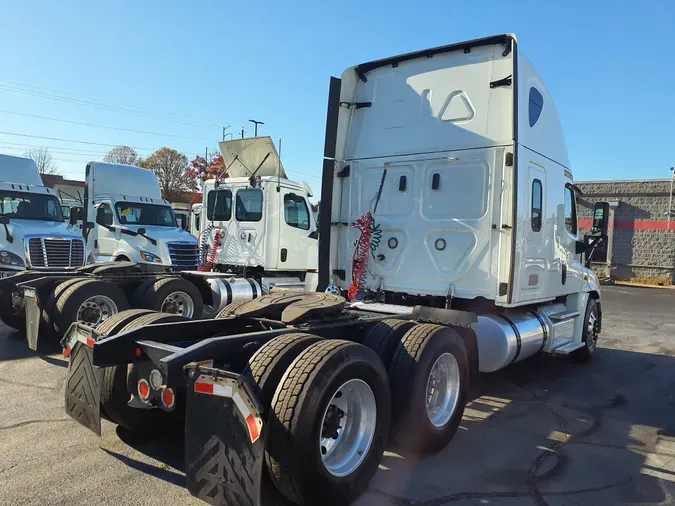 2019 FREIGHTLINER/MERCEDES CASCADIA 125