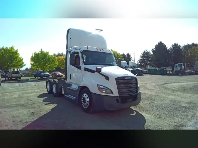 2020 Freightliner Cascadia 126e0ade6256453d0b4b77299799cfab64d