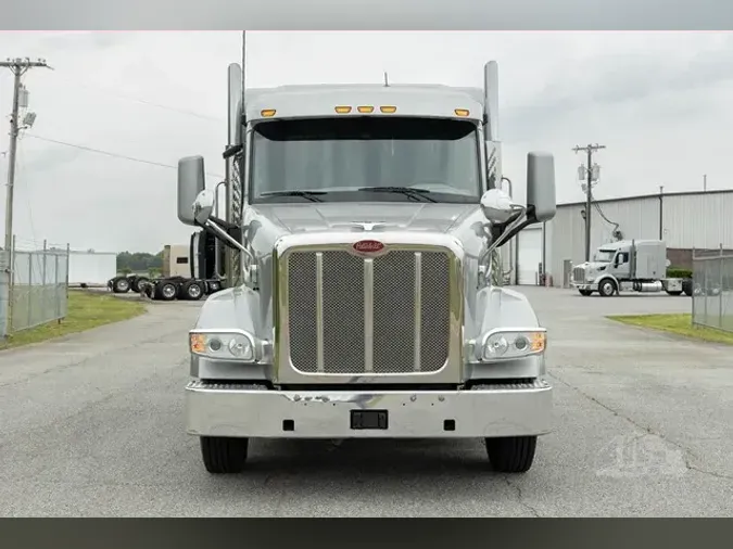 2021 PETERBILT 567