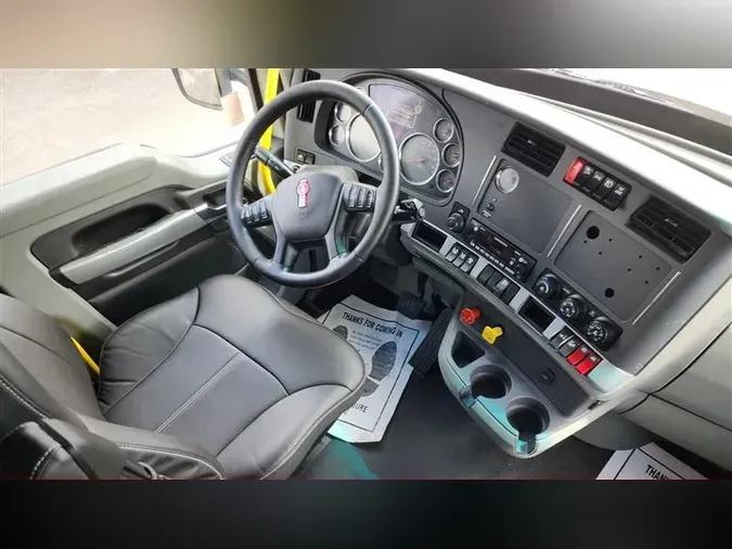 2021 KENWORTH T680