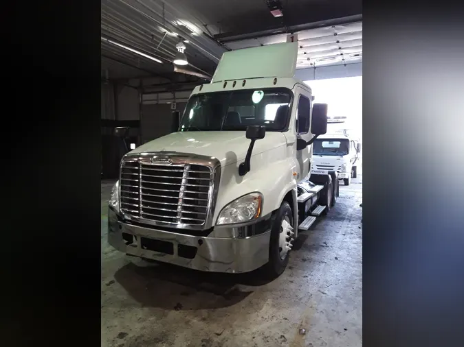 2018 FREIGHTLINER/MERCEDES CASCADIA 125e0b6f8693a9939c9552fc0aca0d4956d