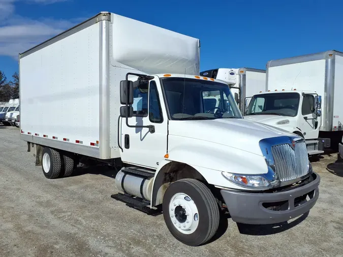 2019 NAVISTAR INTERNATIONAL 4300 LP