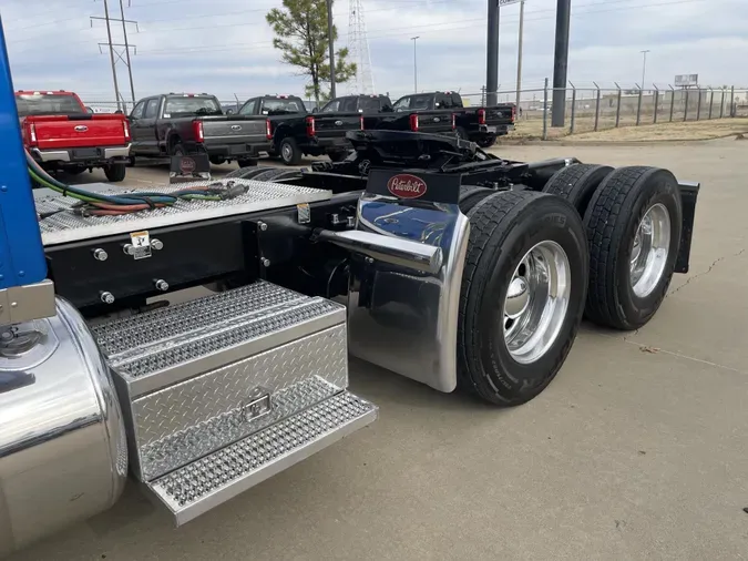 2023 Peterbilt 389e0c285fc01dd59369b17e9e2c4ac8f96