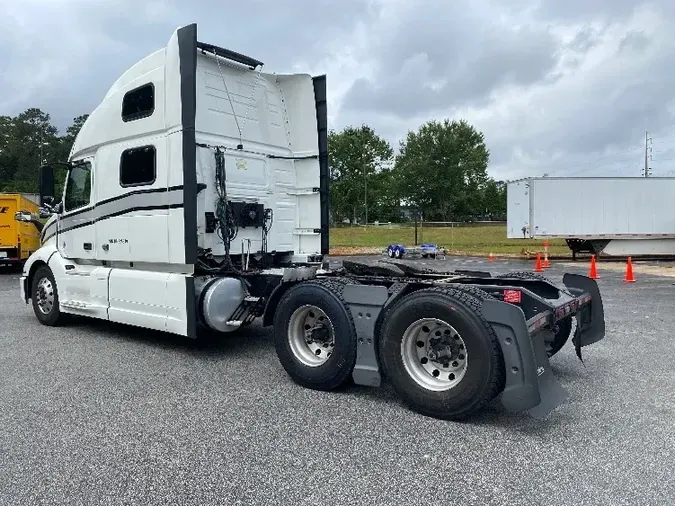 2019 Volvo VNL64860