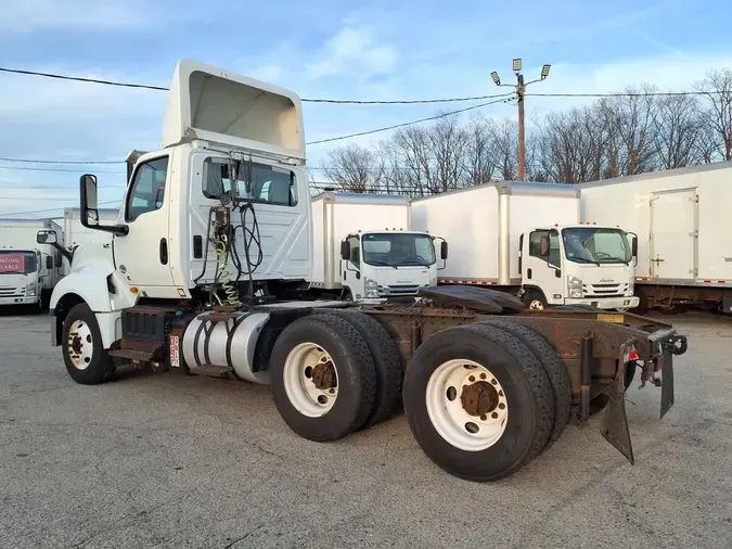 2019 NAVISTAR INTERNATIONAL LT625 DAYCAB T/A