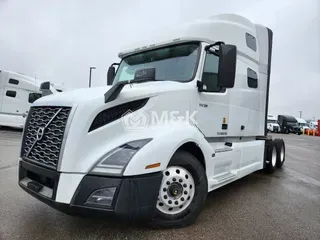 2020 VOLVO VNL64T760