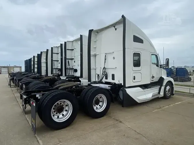2022 KENWORTH T680