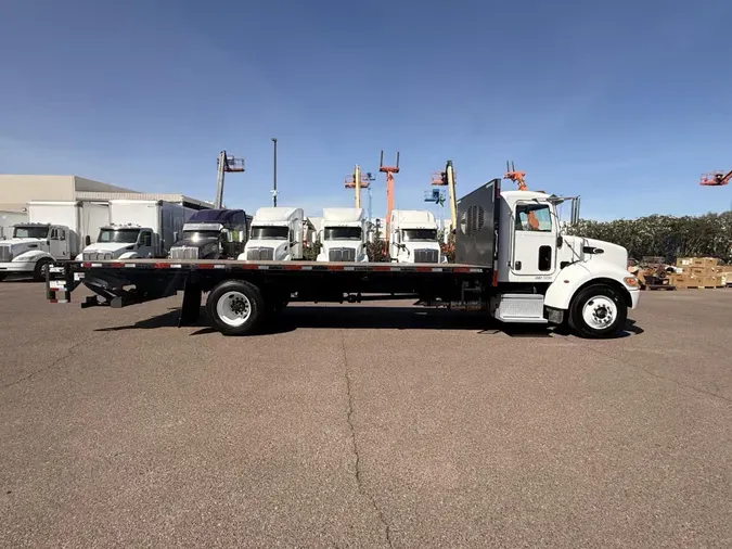 2019 Peterbilt 330