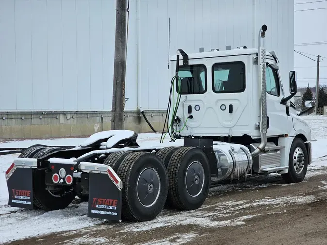 2025 Freightliner New Cascadia