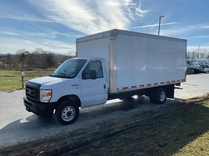 2019 Ford Motor Company E350