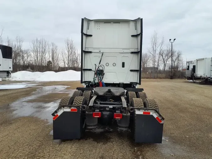 2020 NAVISTAR INTERNATIONAL LT625 SLPR CAB
