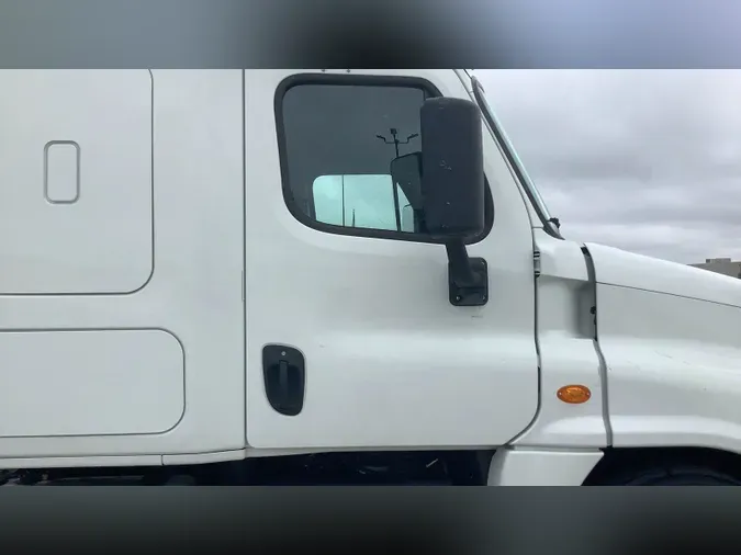 2020 Freightliner Cascadia