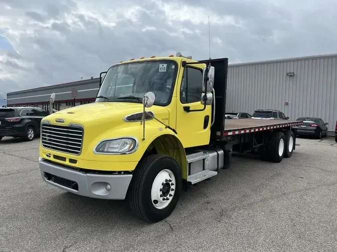 2018 Freightliner M2 112