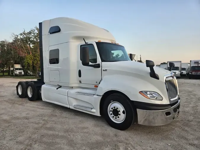 2022 NAVISTAR INTERNATIONAL LT625 SLPR CABe0dd280862dccc09ffc08b37c4afa8ec