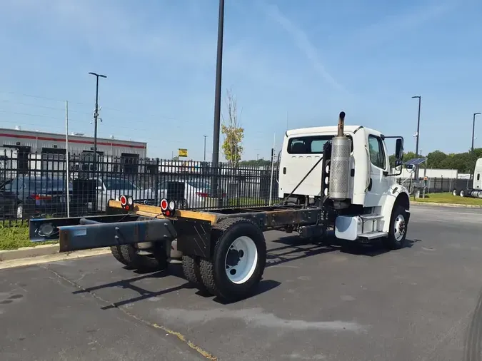 2022 FREIGHTLINER/MERCEDES M2 106