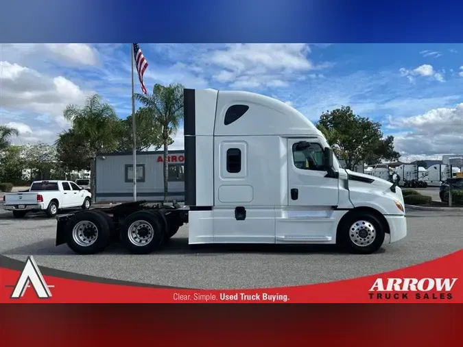 2020 FREIGHTLINER CA126