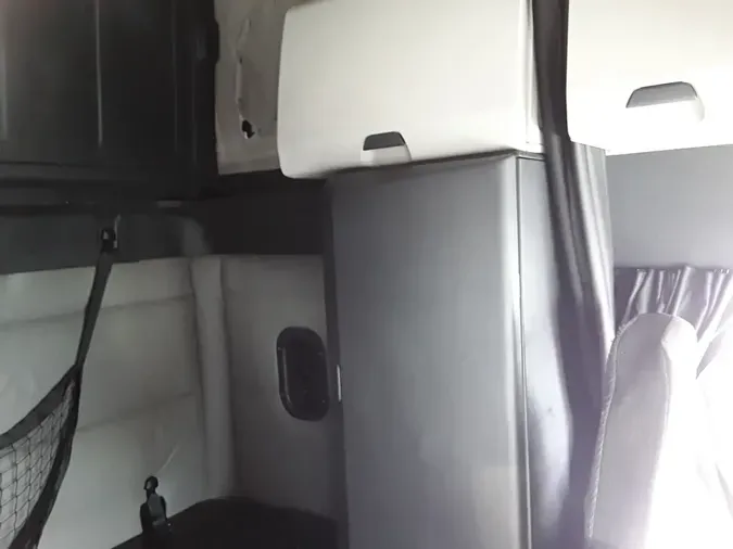 2018 FREIGHTLINER CASCADIA