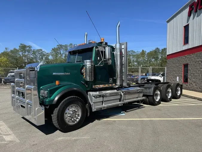 2022 Western Star 4900 SFe0ea8f375c9f9533c3436990290c3b8d