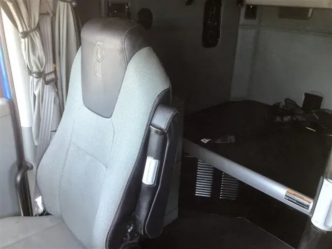 2021 KENWORTH T680