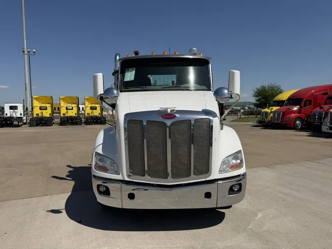 2019 Peterbilt 579