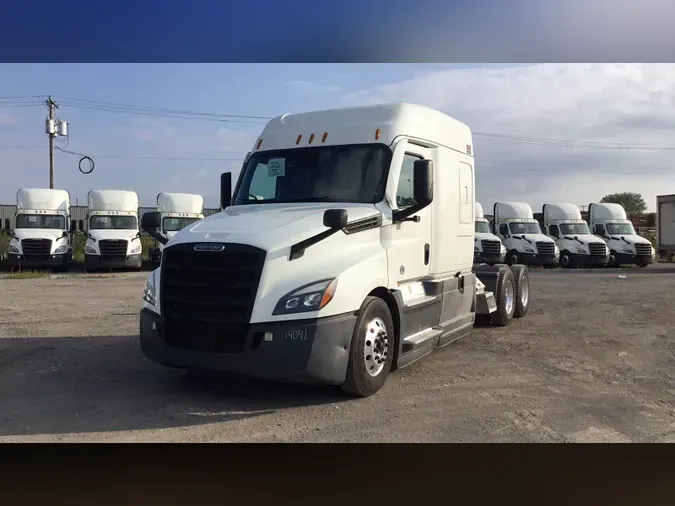2022 Freightliner Cascadia 126e0f1a08906c278cb33456ec9680d7381