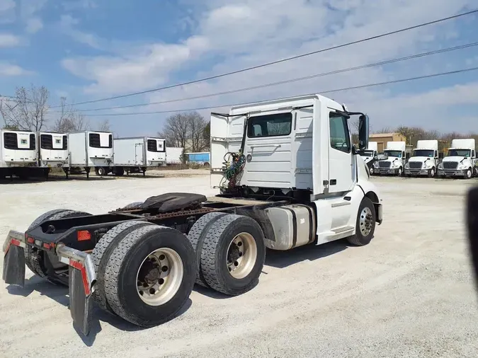 2018 VOLVO VNL64TRACTORe0f6f2525b46915263322e90f966475e