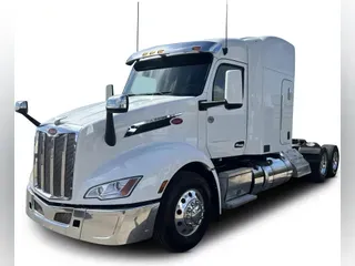 2023 Peterbilt 579
