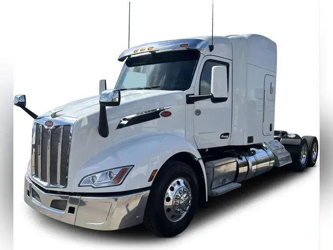 2023 Peterbilt 579e0f7c282810c5dfa3adc1b72735bc0c0