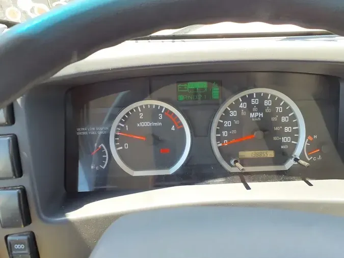 2018 ISUZU NRR
