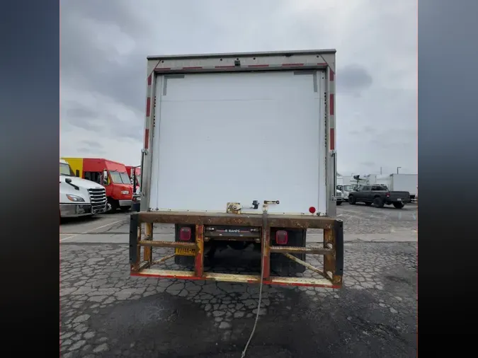 2019 FREIGHTLINER/MERCEDES M2 106