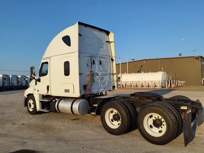 2019 FREIGHTLINER/MERCEDES CASCADIA 125