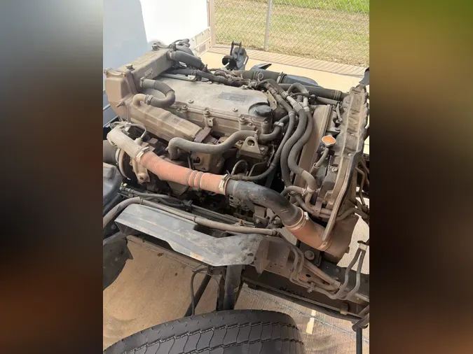 2020 ISUZU NPRe0fe1bef488abcd25fbaaa2292384d64