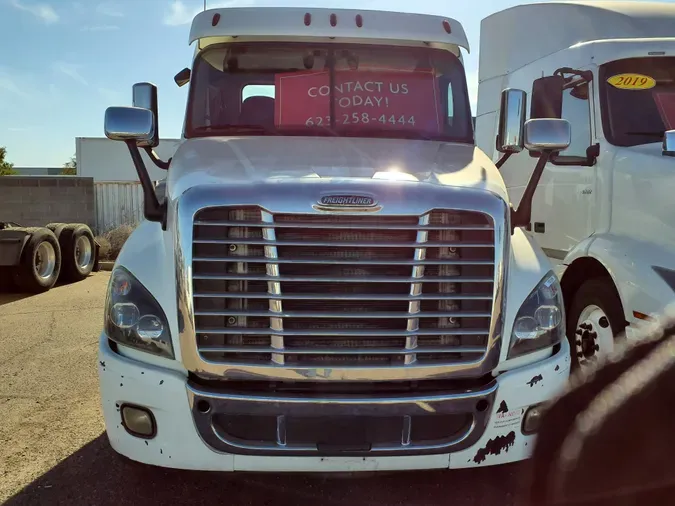 2018 FREIGHTLINER/MERCEDES CASCADIA 125