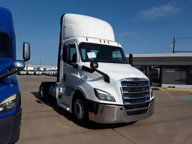 2019 FREIGHTLINER/MERCEDES NEW CASCADIA 116