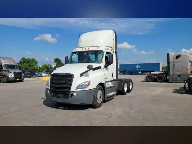 2019 Freightliner Cascadia 126e1002841c61f918fd8b2dc47d8fabd72