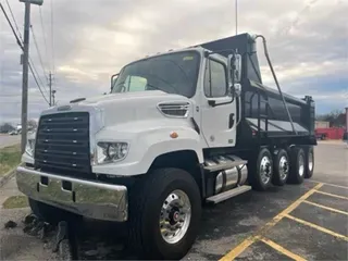 2021 Freightliner 114SD