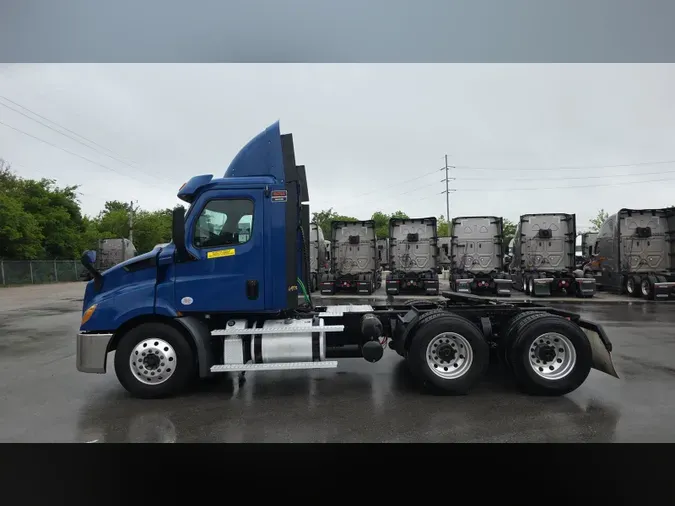 2020 Freightliner Cascadia 126e10531b9abb6179506a54a0dbe81f28b