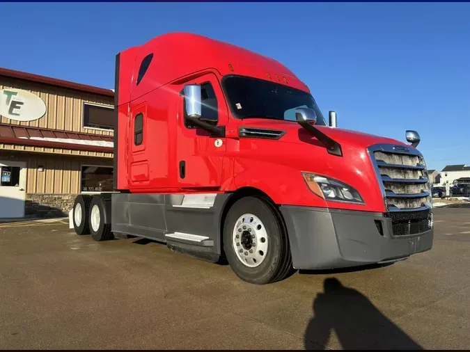 2020 Freightliner Cascadia 126e1066c8a1676ecda0b2358abedb25511