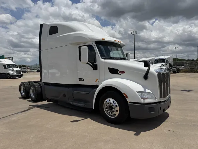 2021 Peterbilt 579e106b878808f2ba2bd3a345a65b860b5