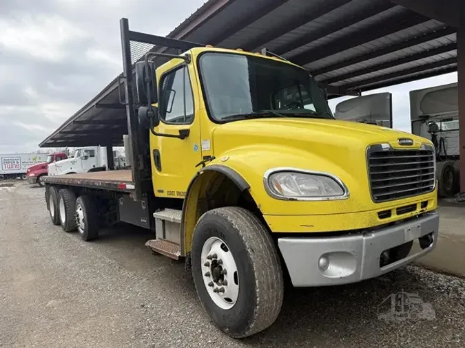 2007 FREIGHTLINER BUSINESS CLASS M2 106