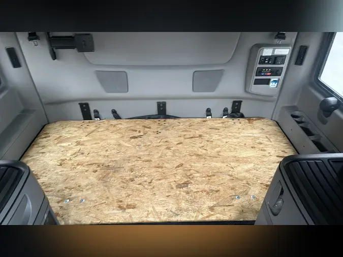 2023 International LT62F