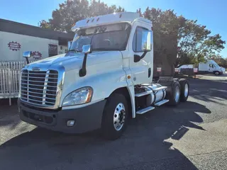 2018 FREIGHTLINER/MERCEDES CASCADIA 125