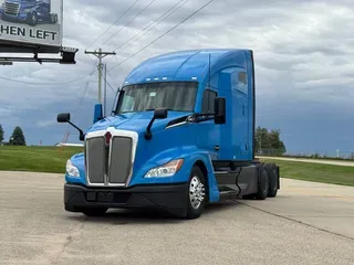 2023 KENWORTH T680